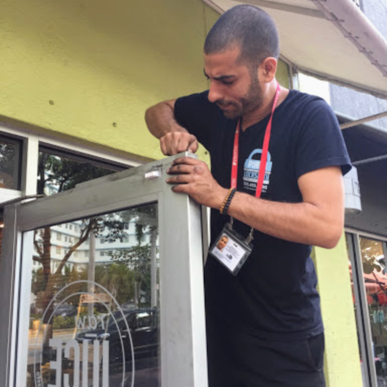 Miami Beach Locksmith: 5-Star Local Service 24/7